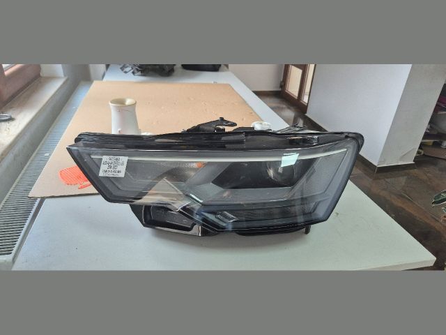 bontott AUDI A6 C8 Bal Fényszóró