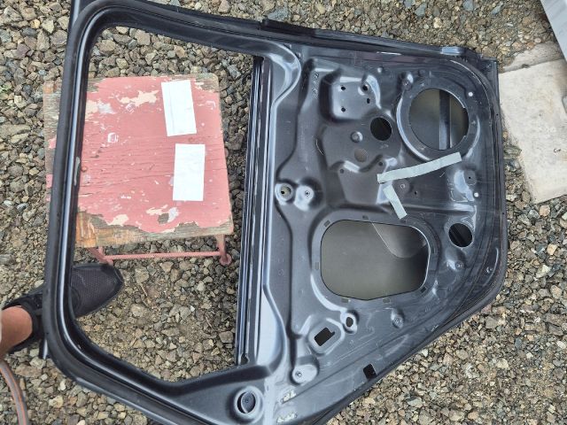 bontott AUDI A6 C8 Bal hátsó Ajtó (Üres lemez)