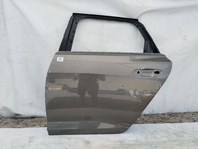 bontott AUDI A6 C8 Bal hátsó Ajtó (Üres lemez)