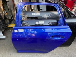 bontott AUDI A6 C8 Bal hátsó Ajtó (Üres lemez)