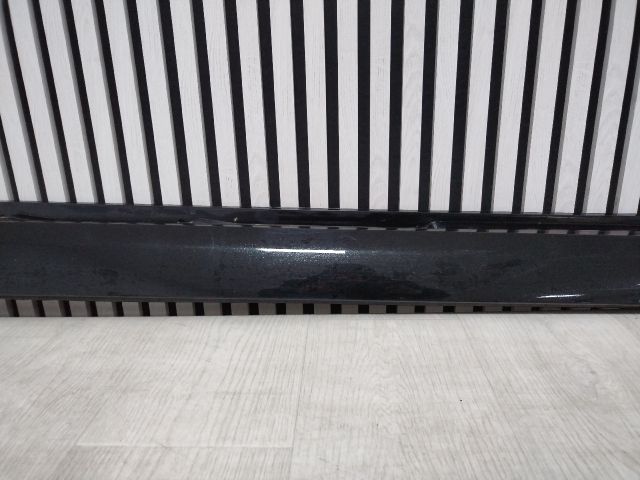 bontott AUDI A6 C8 Bal Küszöb