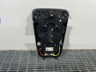 bontott AUDI A6 C8 Beltér Világítás Első