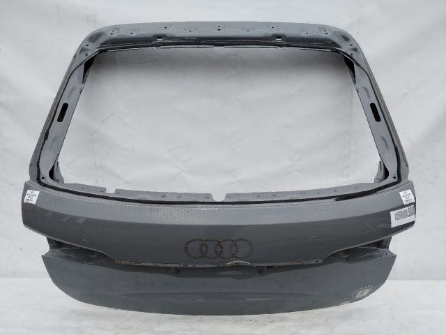 bontott AUDI A6 C8 Csomagtérajtó (Üres lemez)