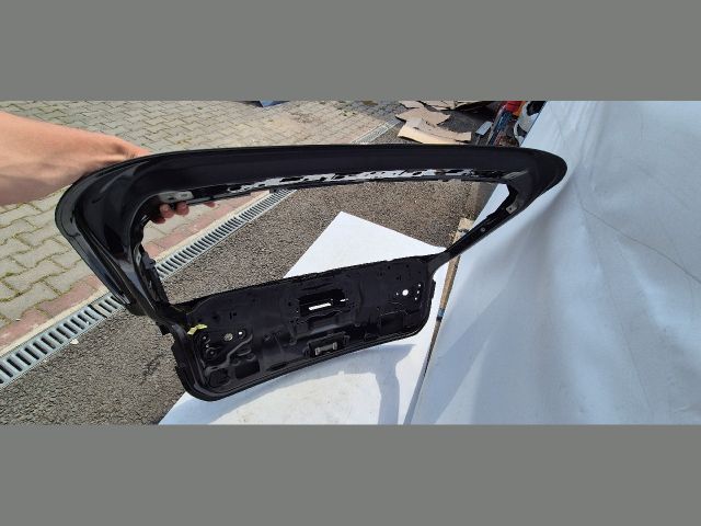 bontott AUDI A6 C8 Csomagtérajtó (Üres lemez)