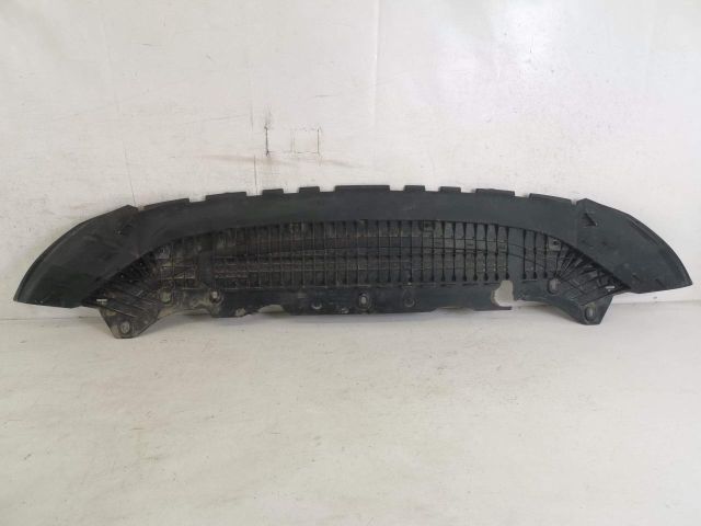 bontott AUDI A6 C8 Első Lökhárító Alsó Tálca