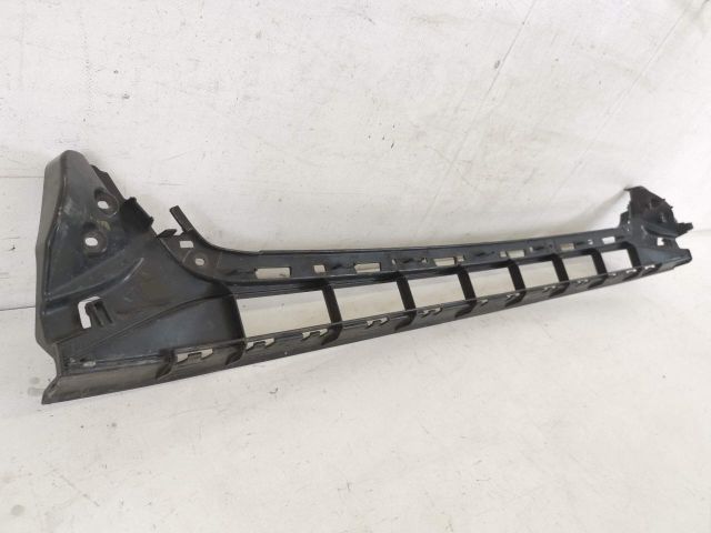 bontott AUDI A6 C8 Első Lökhárító Merevítő (Fém)