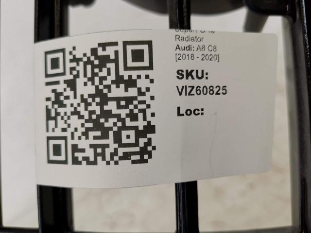 bontott AUDI A6 C8 Első Lökhárító Tartó Felső