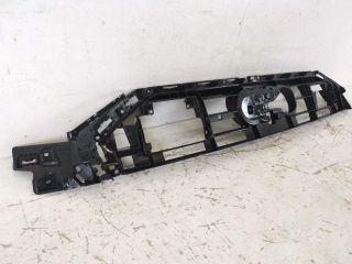 bontott AUDI A6 C8 Első Lökhárító Tartó Felső