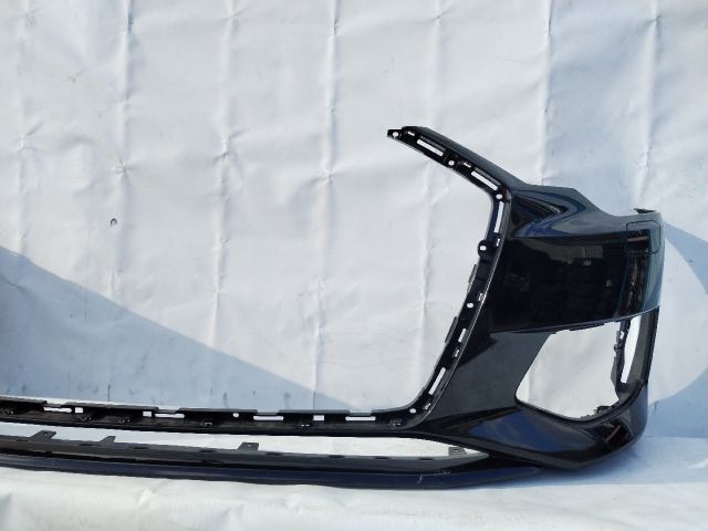 bontott AUDI A6 C8 Első Lökhárító (Üresen)