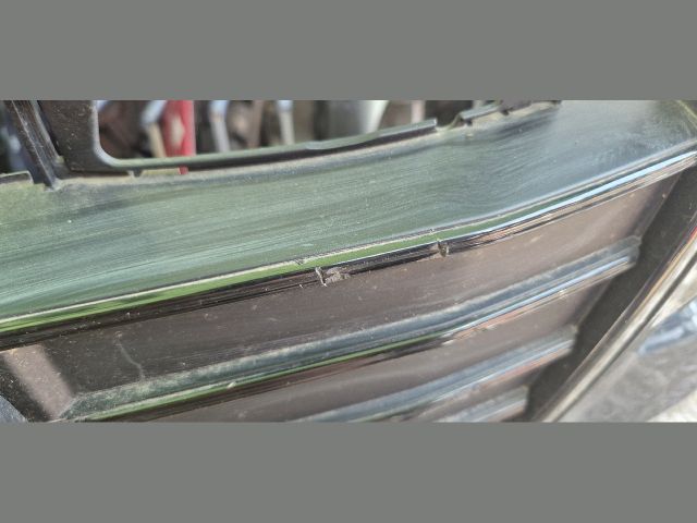 bontott AUDI A6 C8 Első Lökhárító (Üresen)