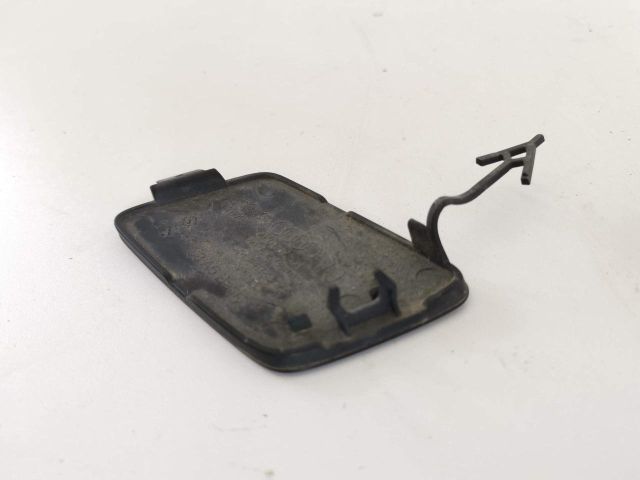 bontott AUDI A6 C8 Első Vonószem Burkolat