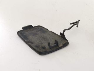 bontott AUDI A6 C8 Első Vonószem Burkolat