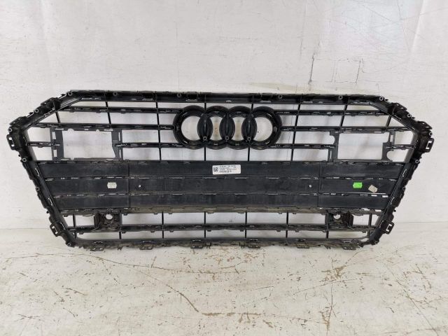 bontott AUDI A6 C8 Hűtőrács