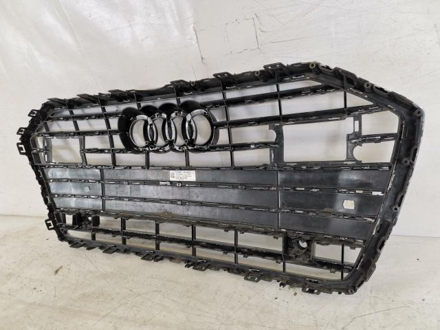 bontott AUDI A6 C8 Hűtőrács