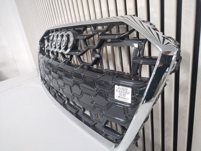 bontott AUDI A6 C8 Hűtőrács