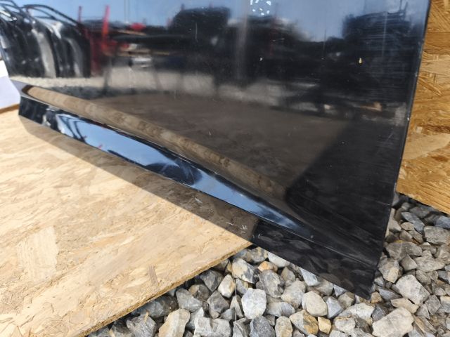 bontott AUDI A6 C8 Jobb első Ajtó (Üres lemez)