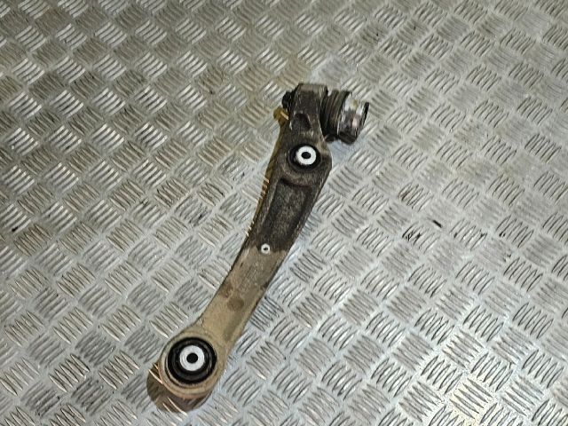 bontott AUDI A6 C8 Jobb első Alsó Első Lengőkar