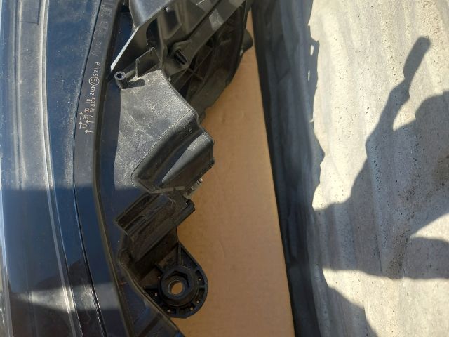 bontott AUDI A6 C8 Jobb Fényszóró