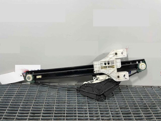 bontott AUDI A6 C8 Jobb hátsó Ablakemelő Szerkezet (Elektromos)