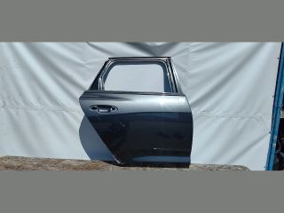 bontott AUDI A6 C8 Jobb hátsó Ajtó (Üres lemez)