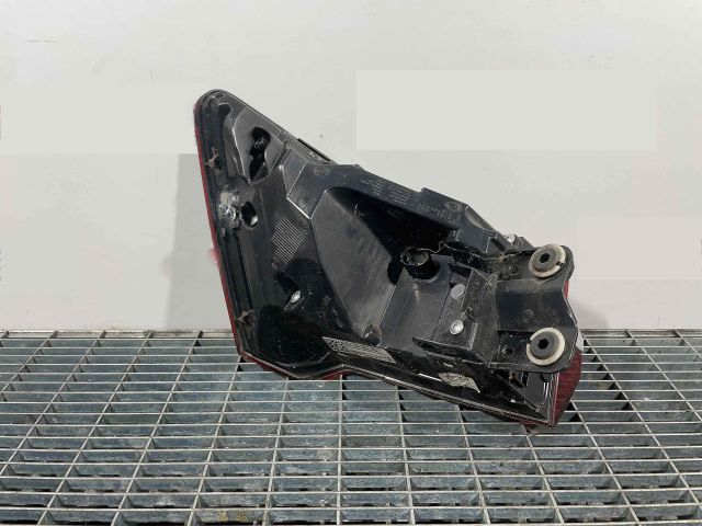 bontott AUDI A6 C8 Jobb Hátsó Lámpa