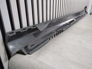 bontott AUDI A6 C8 Jobb Küszöb