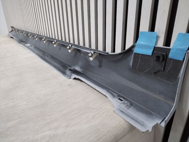 bontott AUDI A6 C8 Jobb Küszöb