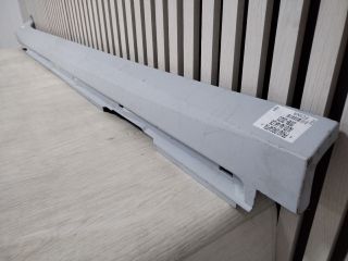 bontott AUDI A6 C8 Jobb Küszöb