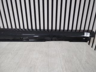 bontott AUDI A6 C8 Jobb Küszöb