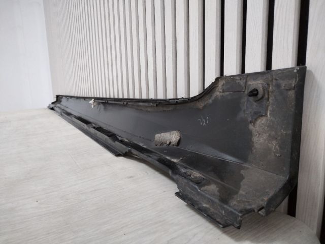 bontott AUDI A6 C8 Jobb Küszöb