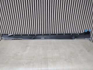 bontott AUDI A6 C8 Jobb Küszöb