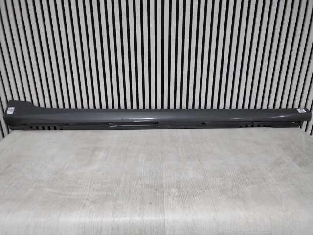 bontott AUDI A6 C8 Jobb Küszöb