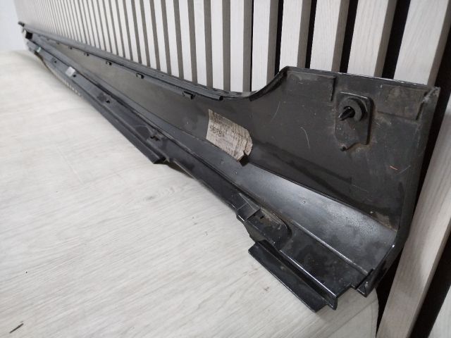 bontott AUDI A6 C8 Jobb Küszöb