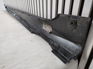 bontott AUDI A6 C8 Jobb Küszöb