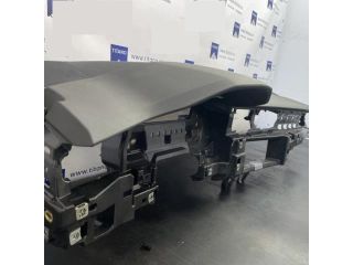 bontott AUDI A6 C8 Műszerfal Héj