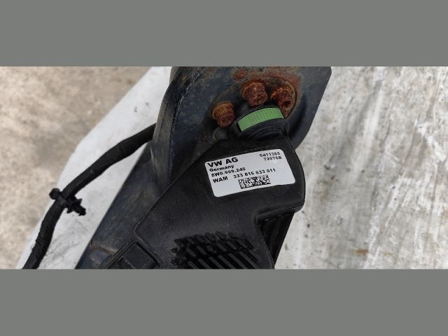 bontott AUDI A6 C8 Vonóhorog