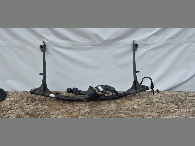 bontott AUDI A6 C8 Vonóhorog