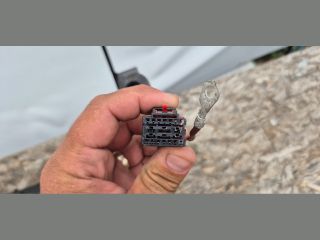 bontott AUDI A6 C8 Vonóhorog