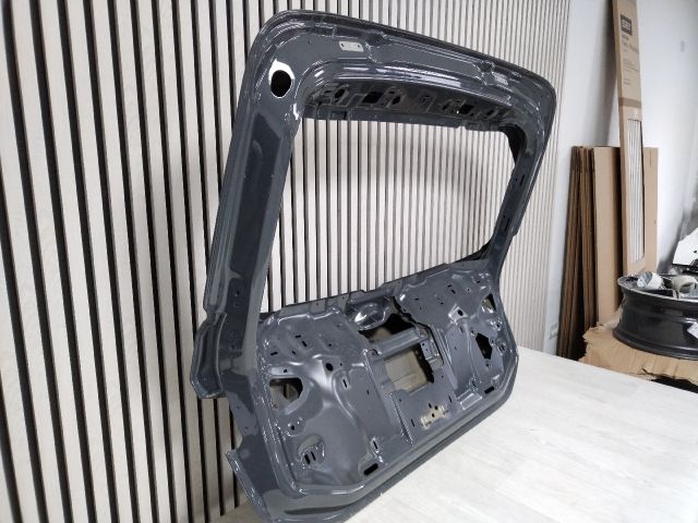 bontott AUDI A6 E-TRON Csomagtérajtó (Üres lemez)