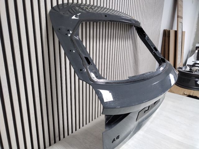 bontott AUDI A6 E-TRON Csomagtérajtó (Üres lemez)