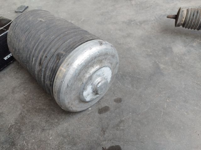 bontott AUDI A7 Jobb hátsó Rugó