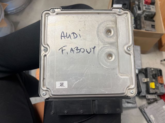 bontott AUDI A7 Motorvezérlő