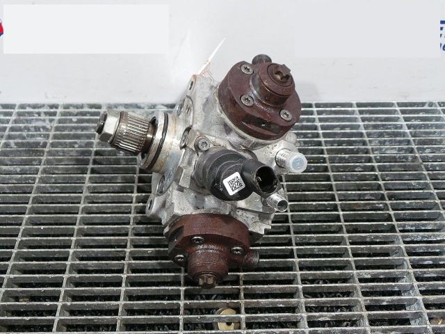 bontott AUDI A7 Nagynyomású Szivattyú