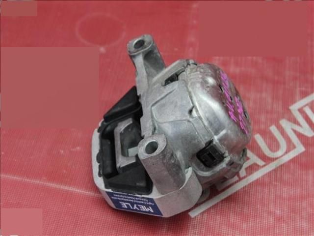 bontott AUDI A7 Motor Tartó Bak (Fém)