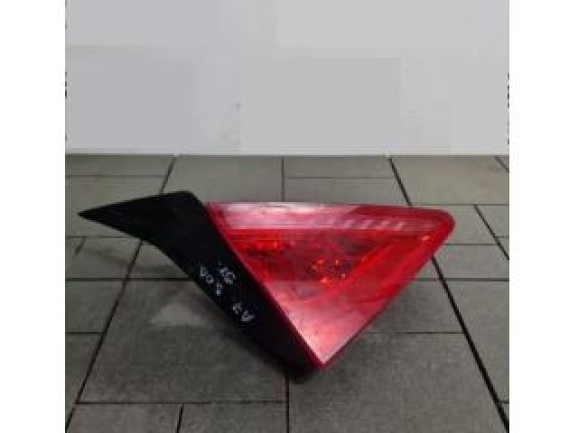 bontott AUDI A7 Bal Belső Hátsó Lámpa