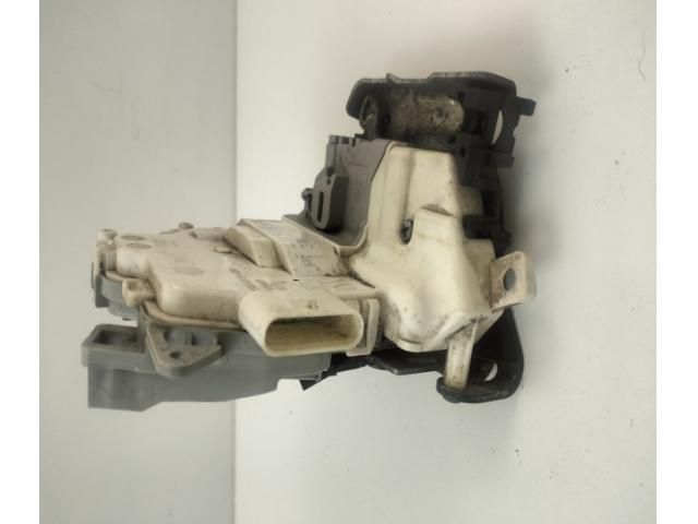 bontott AUDI A7 Bal első Ajtózár