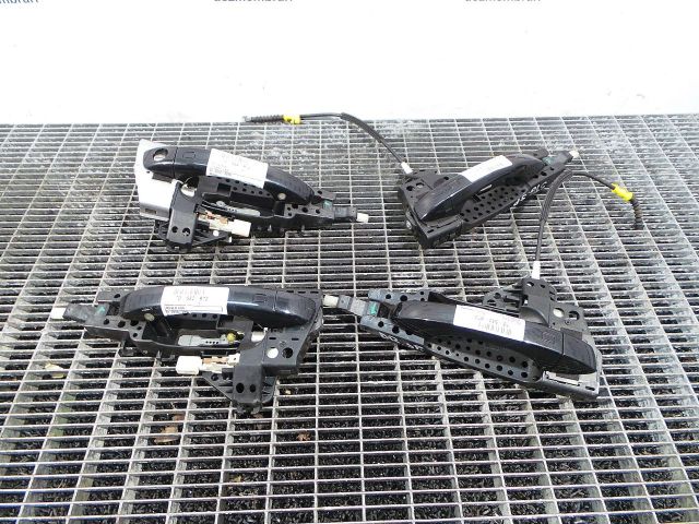 bontott AUDI A7 Bal első Külső Kilincs