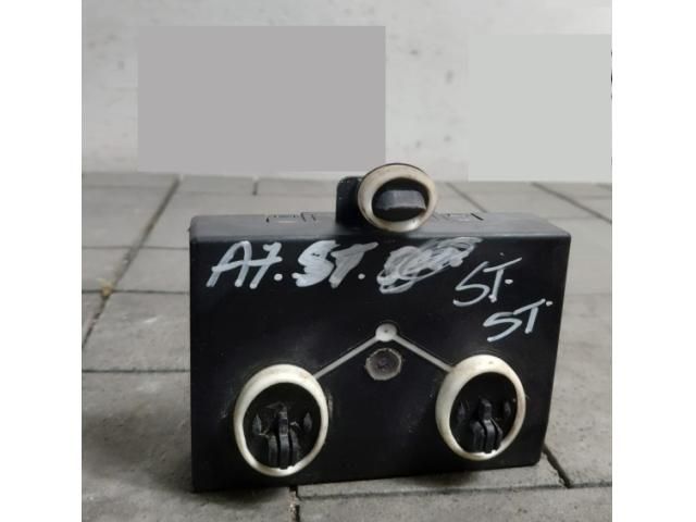 bontott AUDI A7 Bal hátsó Ajtó Vezérlőegység