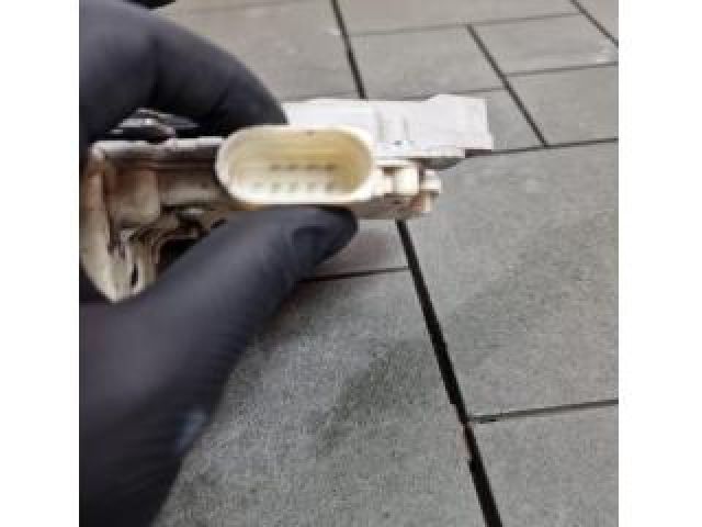 bontott AUDI A7 Bal hátsó Ajtózár