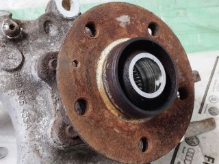 bontott AUDI A7 Bal hátsó Csonkállvány Kerékaggyal